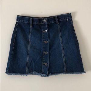 FOREVER 21 Button Up Highwaisted Denim Skirt